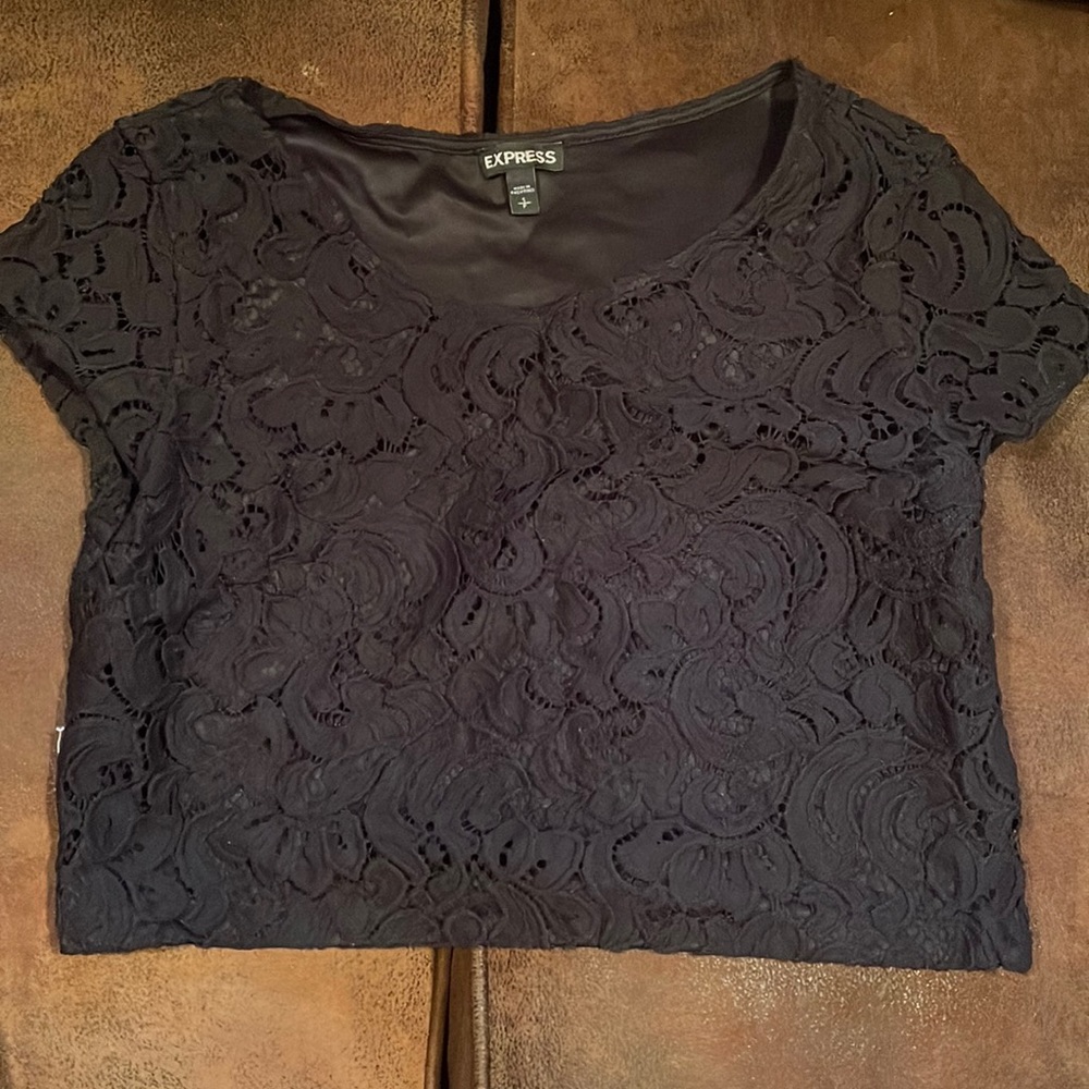 Express black lace crop top fully lined size small/petite